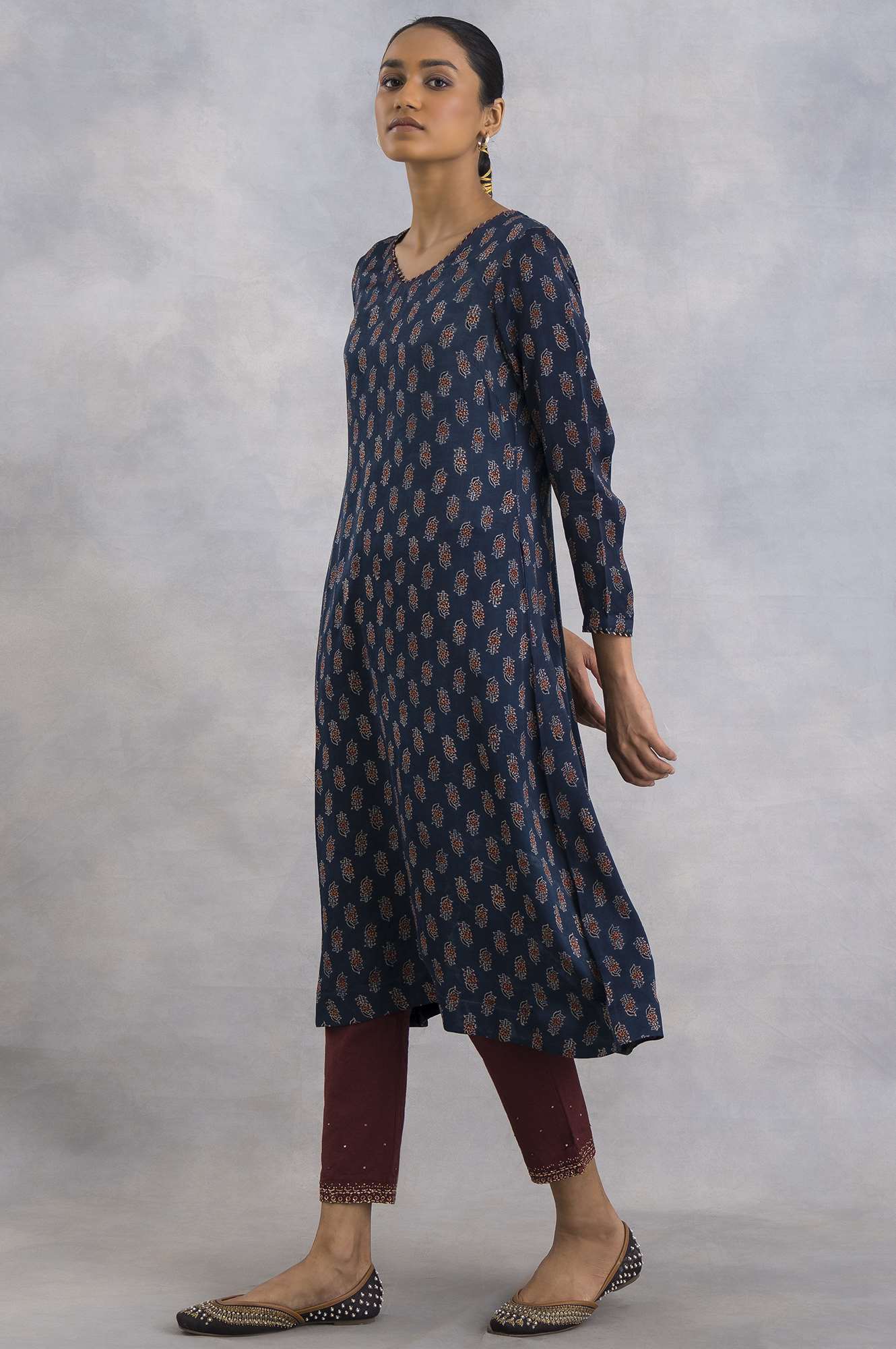 Indigo Ajrakh Print V-Neck kurta