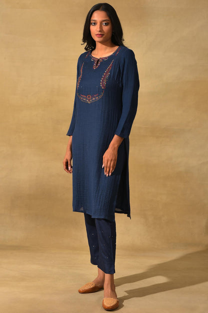 Blue Woollen Embroidered kurta