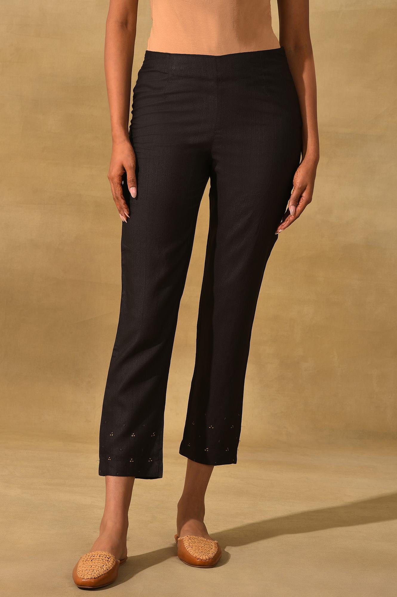 Black Solid Slim Pants