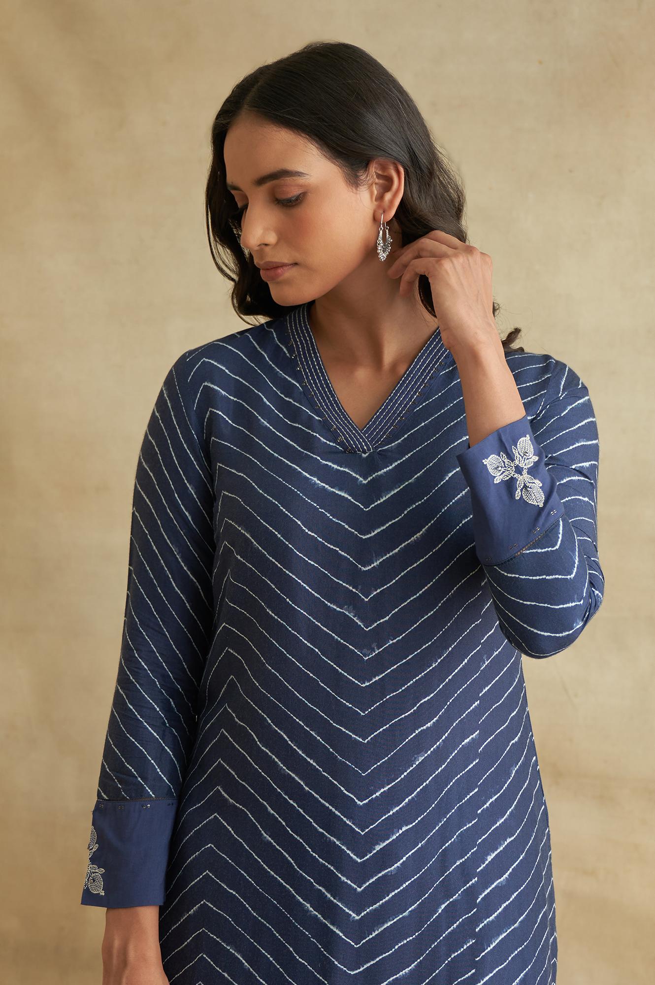 Navy kurta With Printed Shibori Pattern