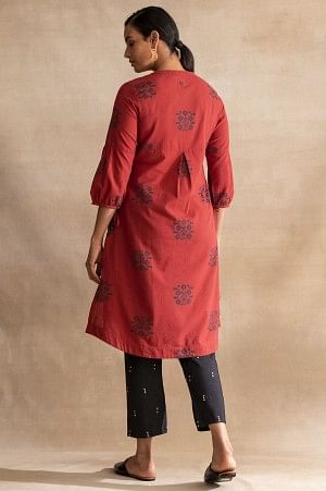 Red Yarn Dyed Dobby kurta