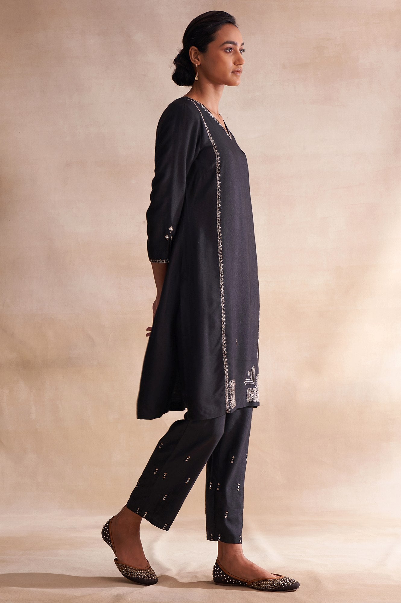 Folksong By W Black Modal Satin Embroidered kurta