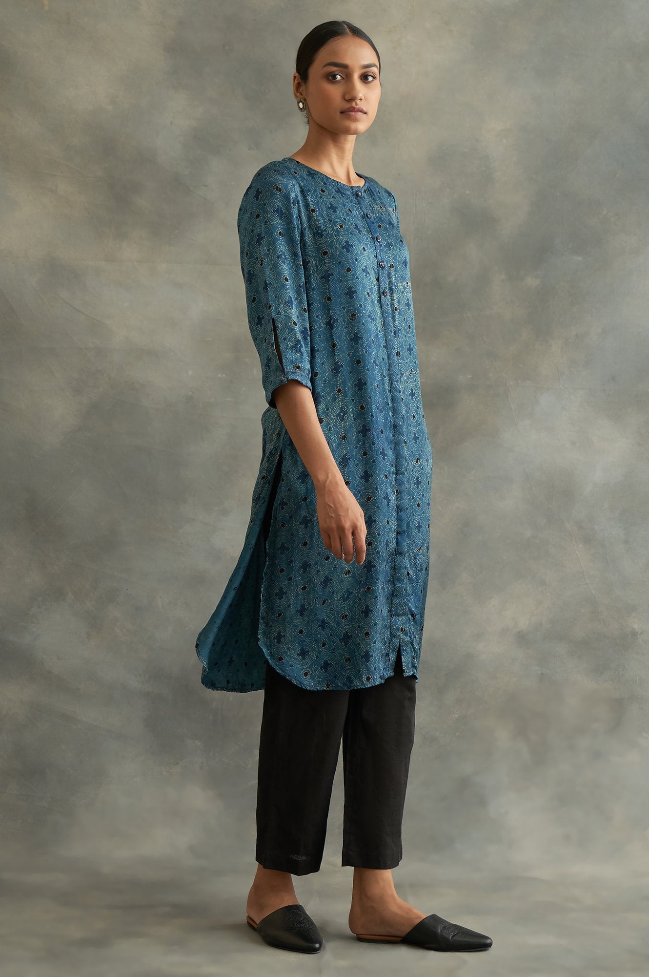 Indigo Ajrakh Print kurta In Lustrous Satin