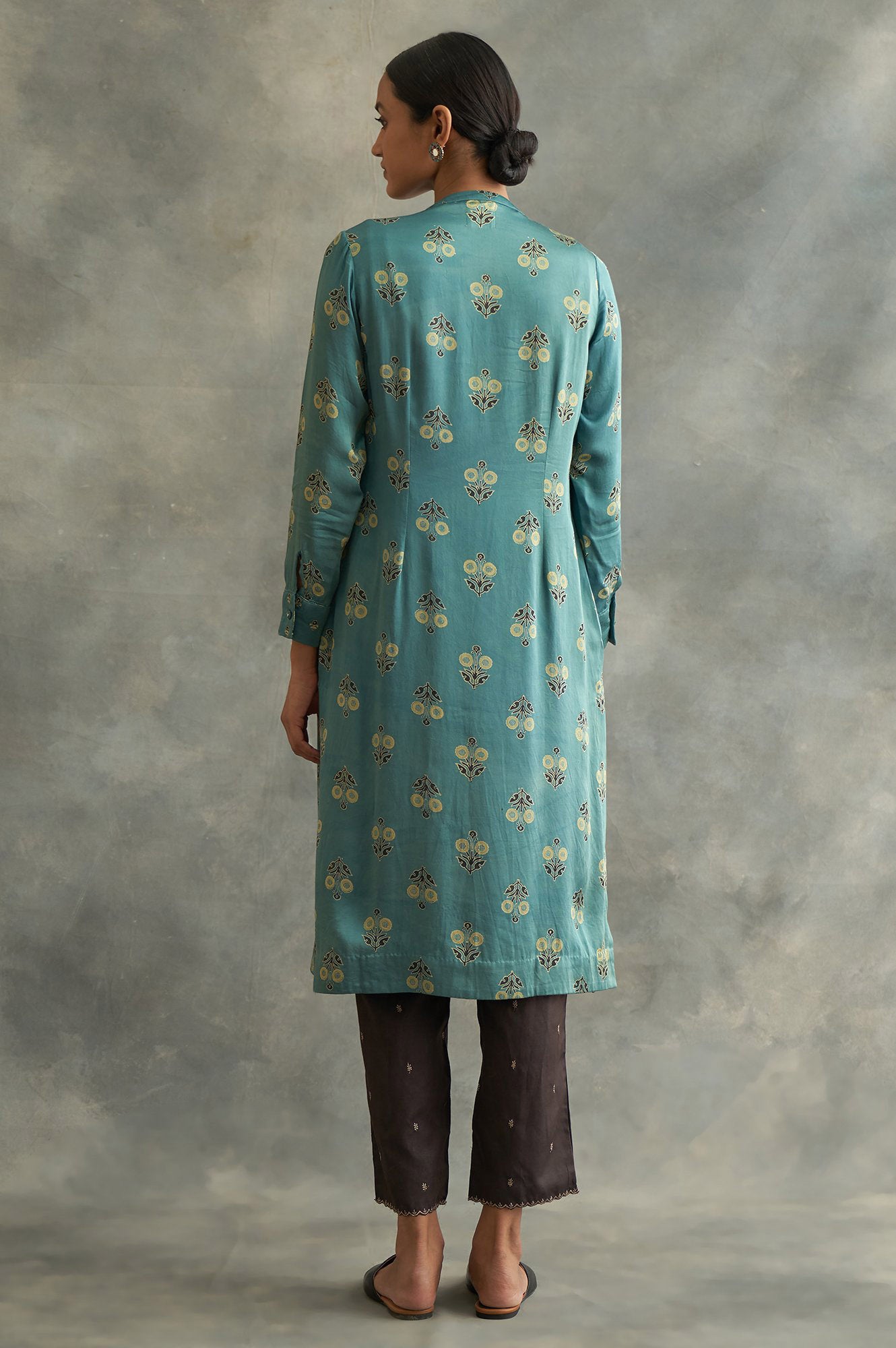 Blue Mandarin Neck Ajrakh Print kurta