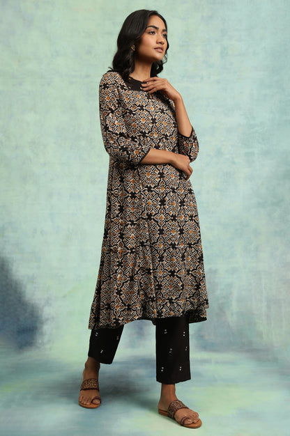 Black Flared kurta In Handblock Print