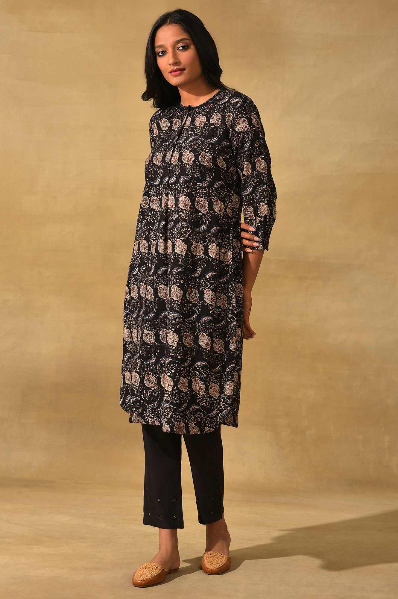 Black Handblock Print Slub kurta