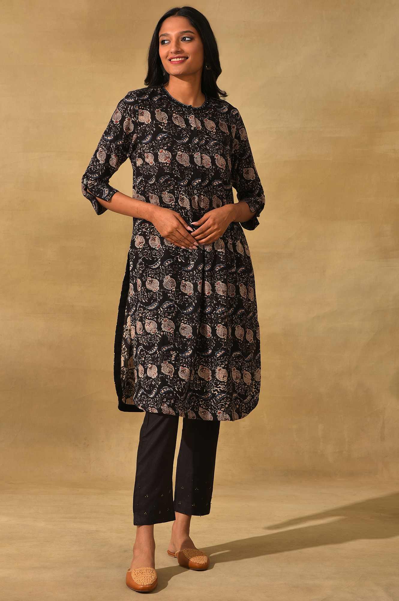 Black Handblock Print Slub kurta