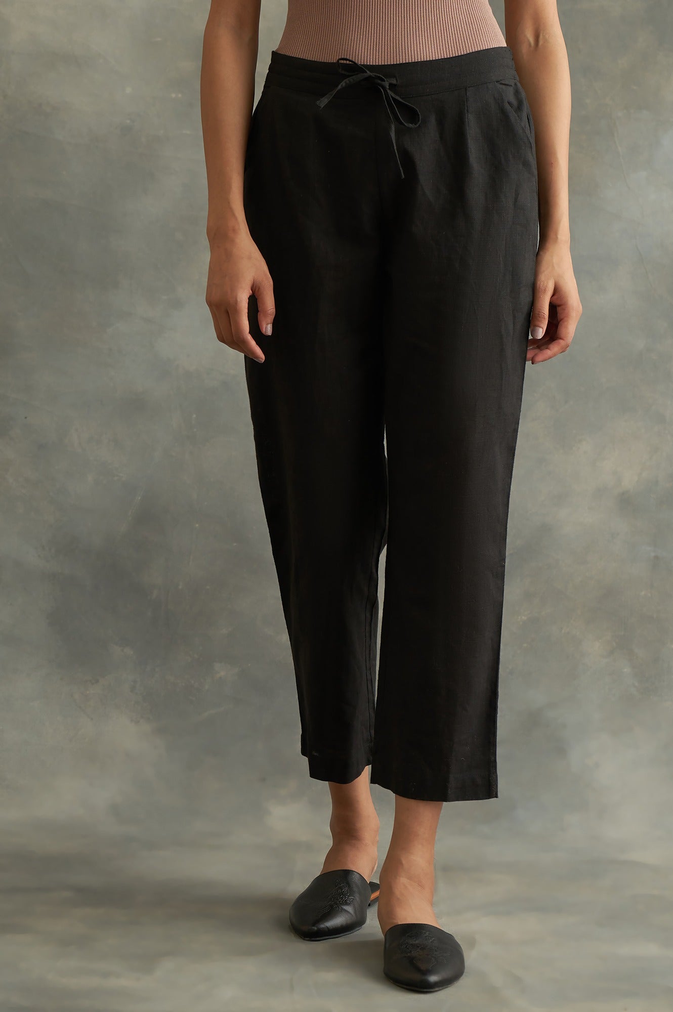 Black Solid Straight Pants