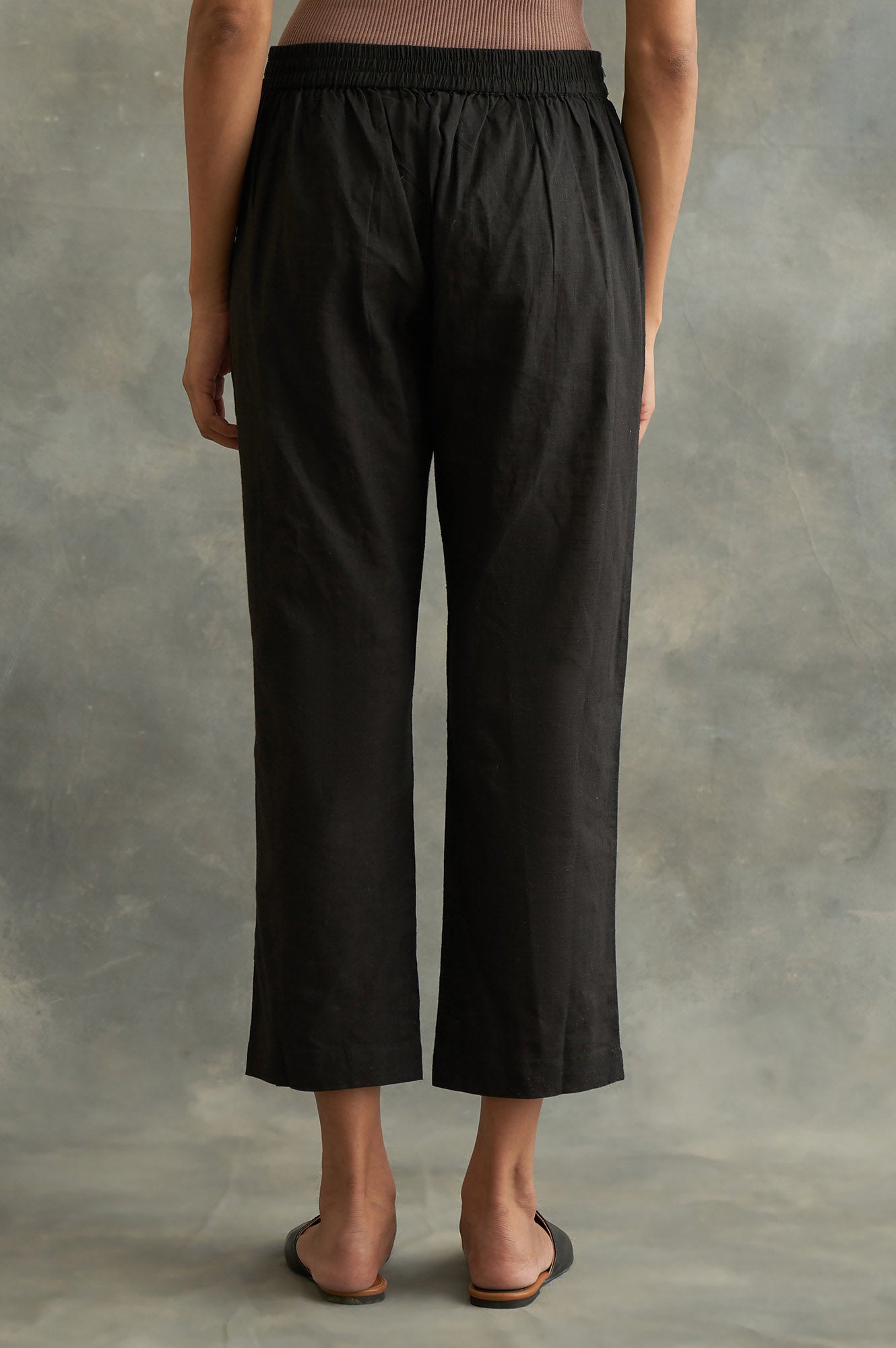 Black Solid Straight Pants