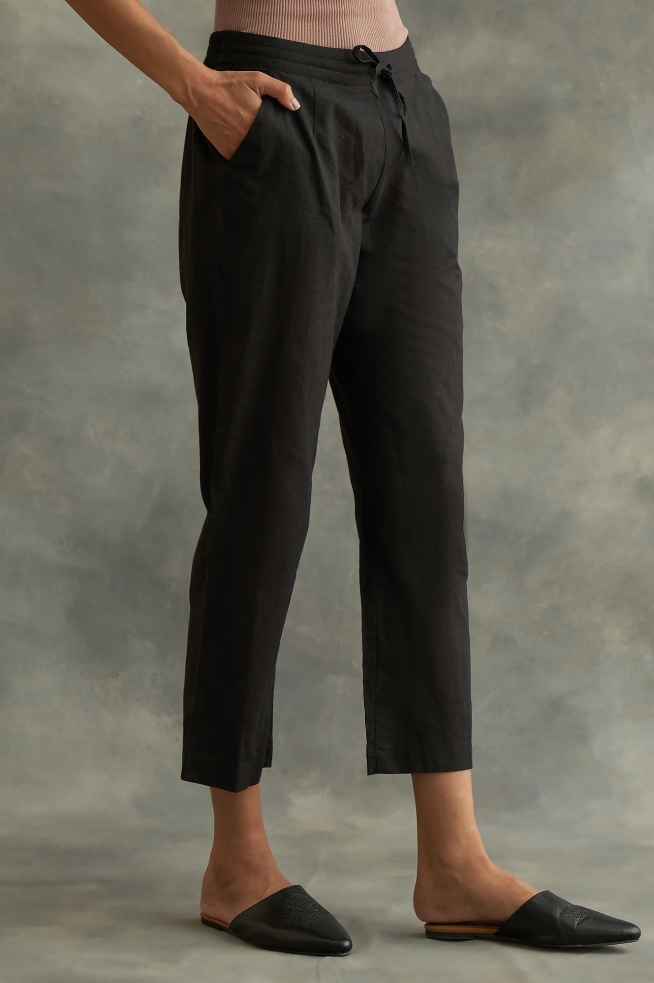 Black Solid Straight Pants