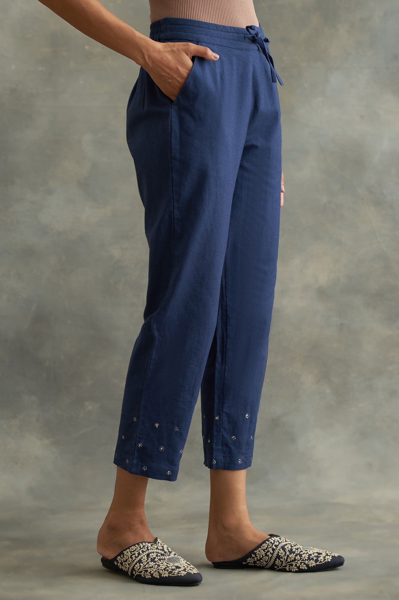 Indigo Solid Straight Pants