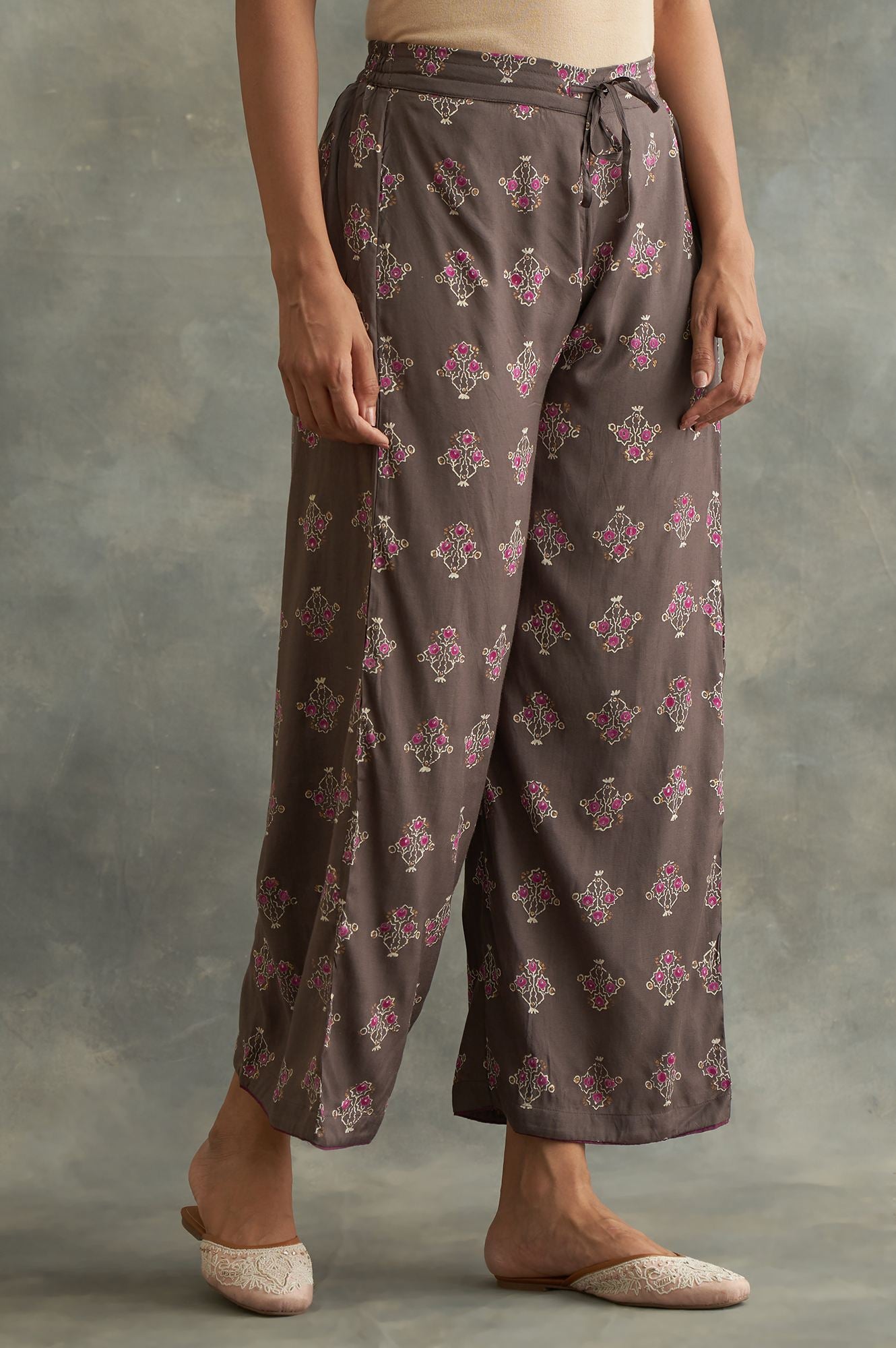 Dark Grey Printed Parallel Pants