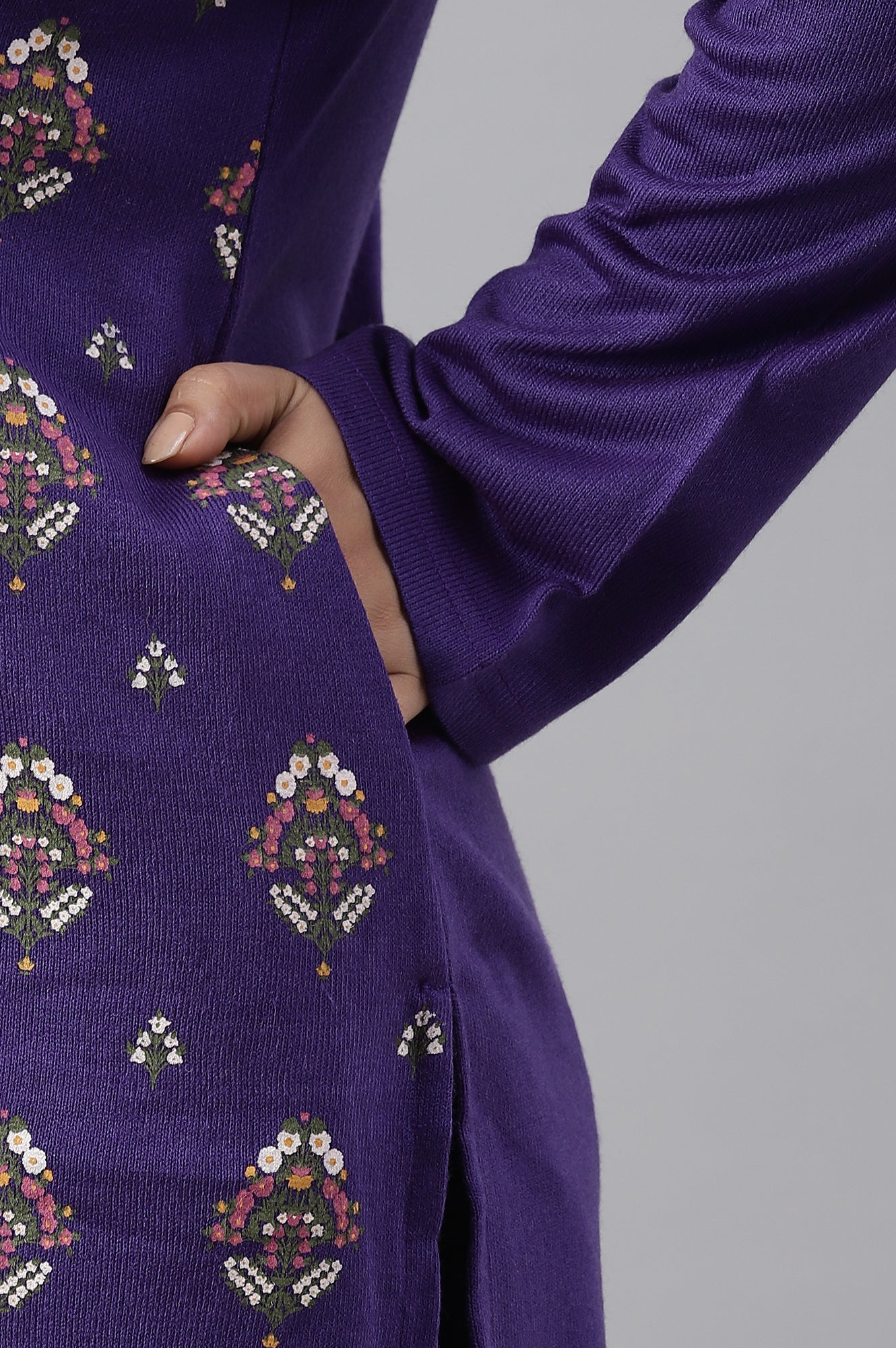 Plus Size Purple Floral Printed Knitted Winter kurta