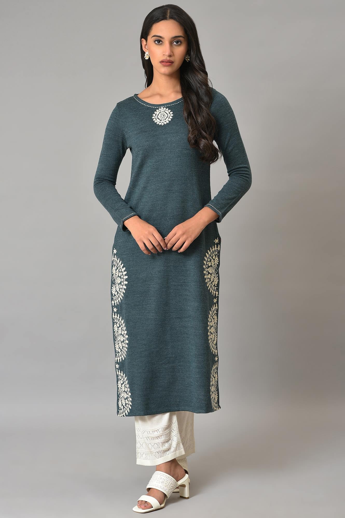 Blue Embroidered Winter kurta