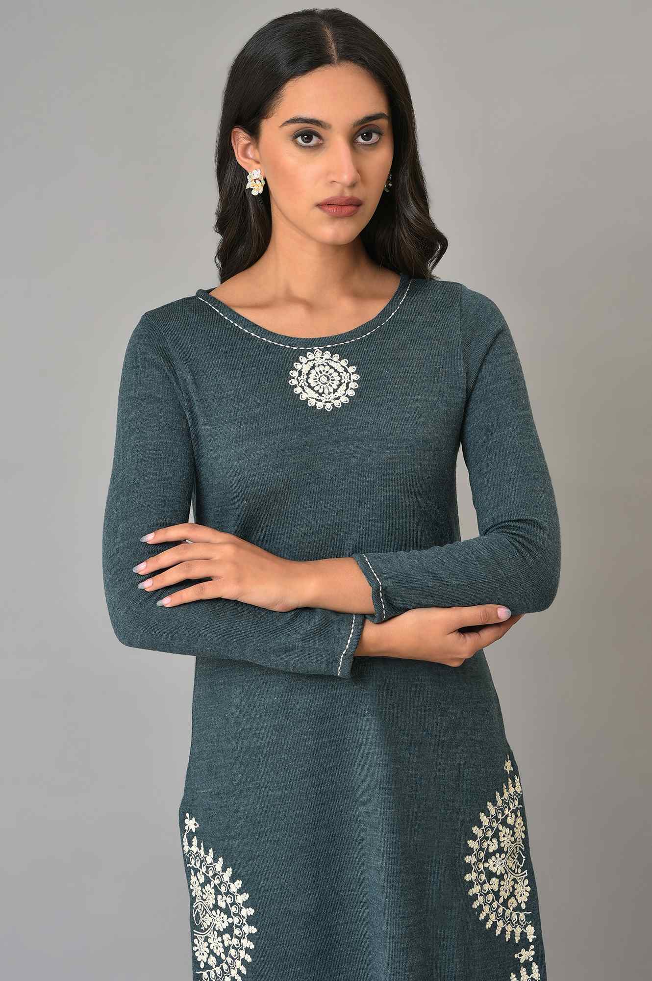 Blue Embroidered Winter kurta