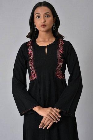 Black Embroidered Flared Winter kurta - wforwoman