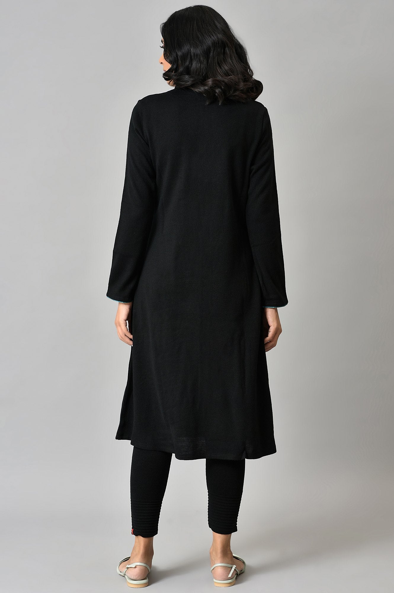 Black Acrylic Statement Winter kurta