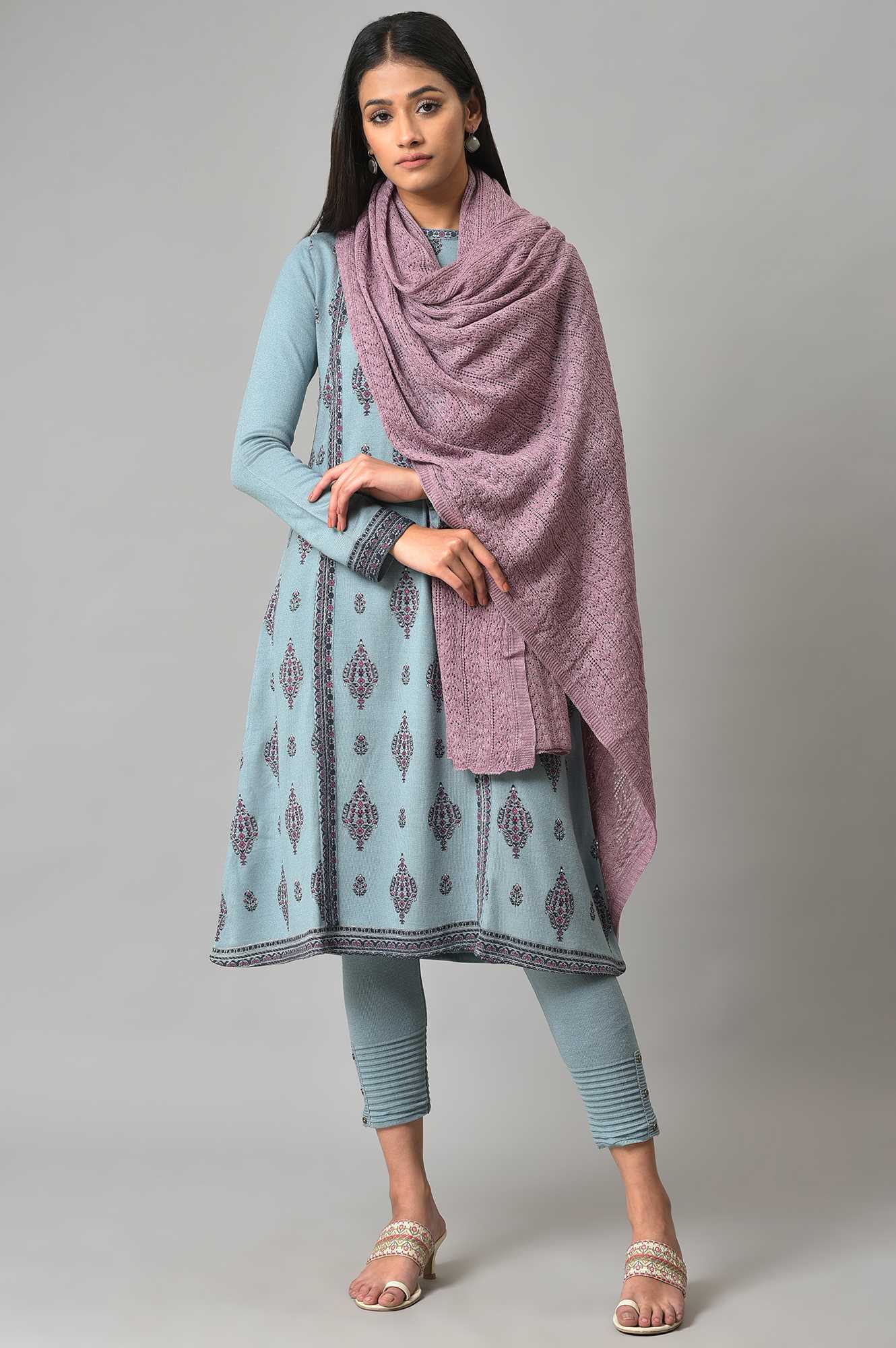 Light Purple Stripe Design Knitted Shawl