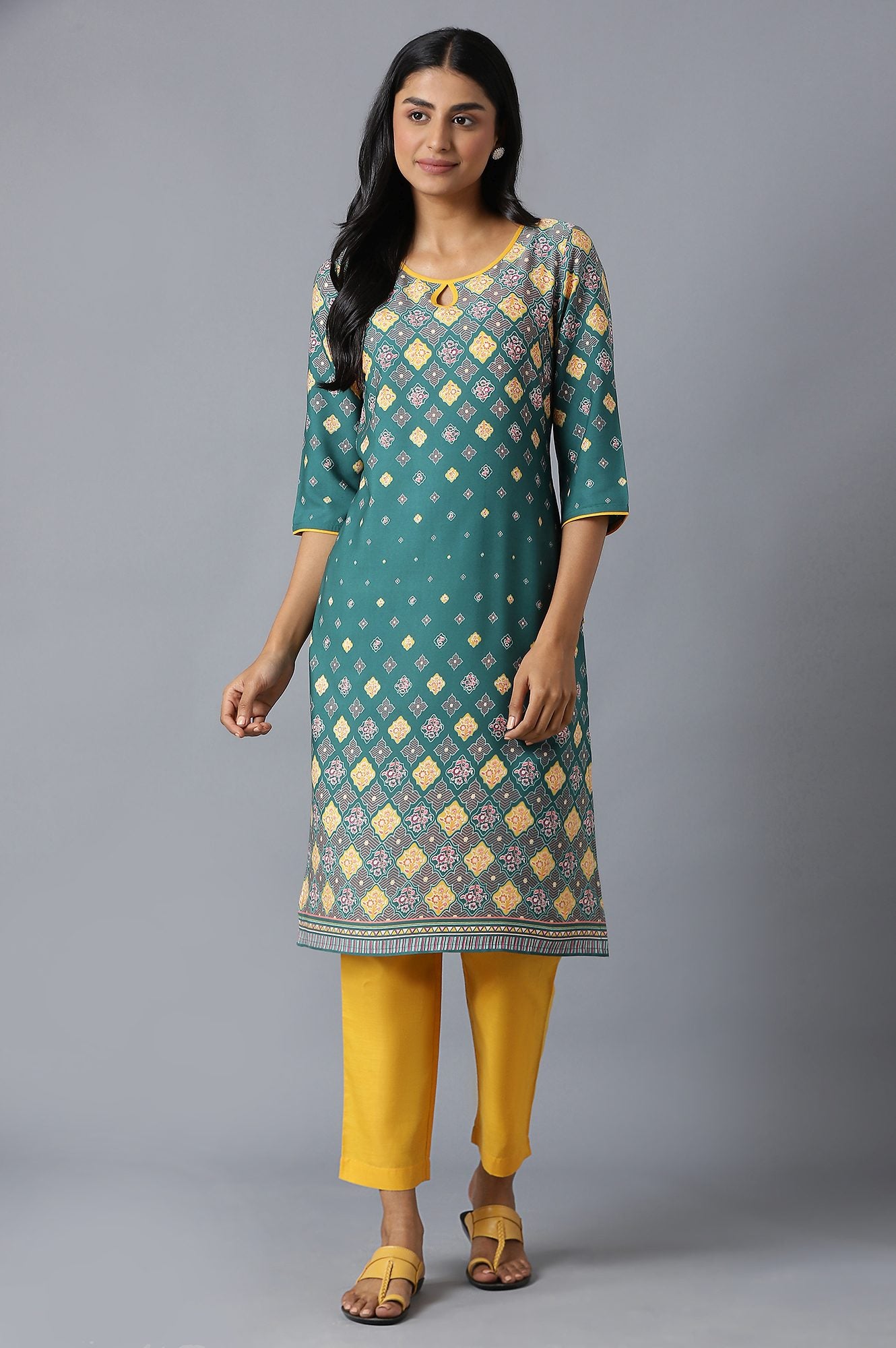 Algae Green Floral Printed kurta With Yellow Solid Trousers