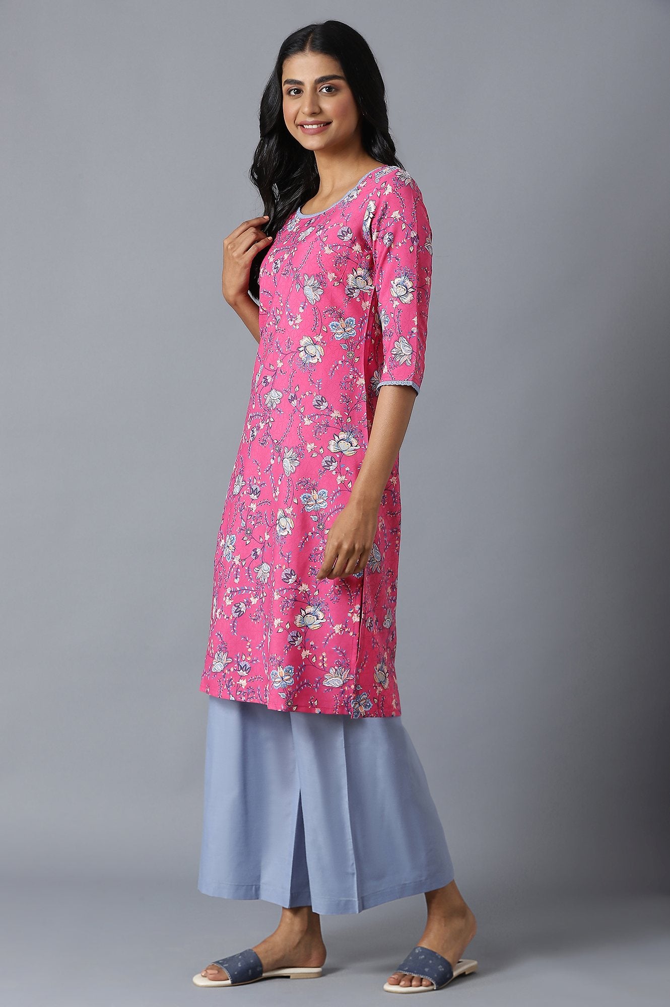 Pink Floral Printed kurta In Round Neck With Blue Straight Palazzo