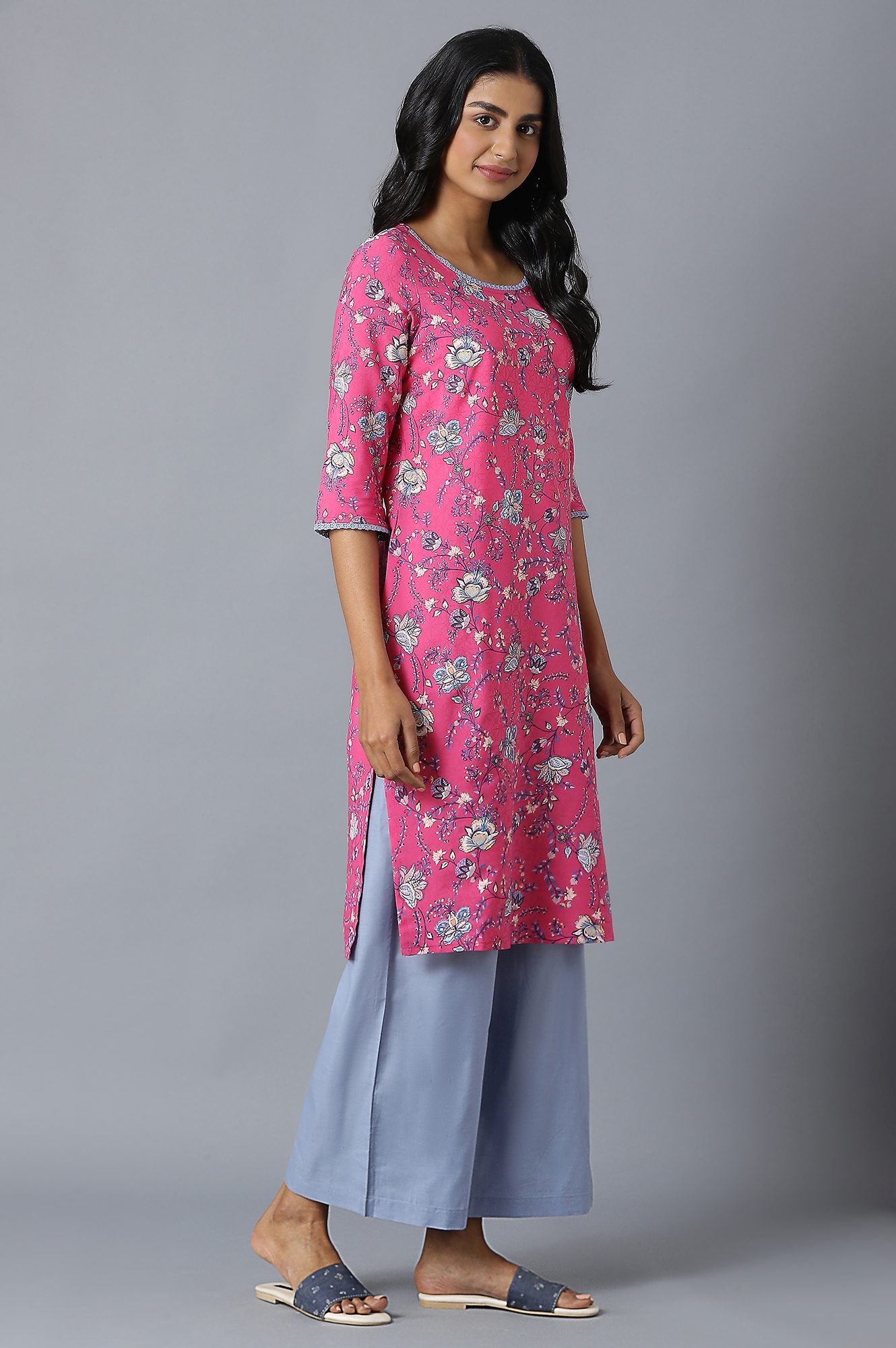 Pink Floral Printed kurta In Round Neck With Blue Straight Palazzo