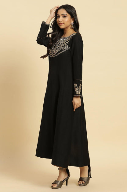 Black Flared Embroidered Kurta - wforwoman