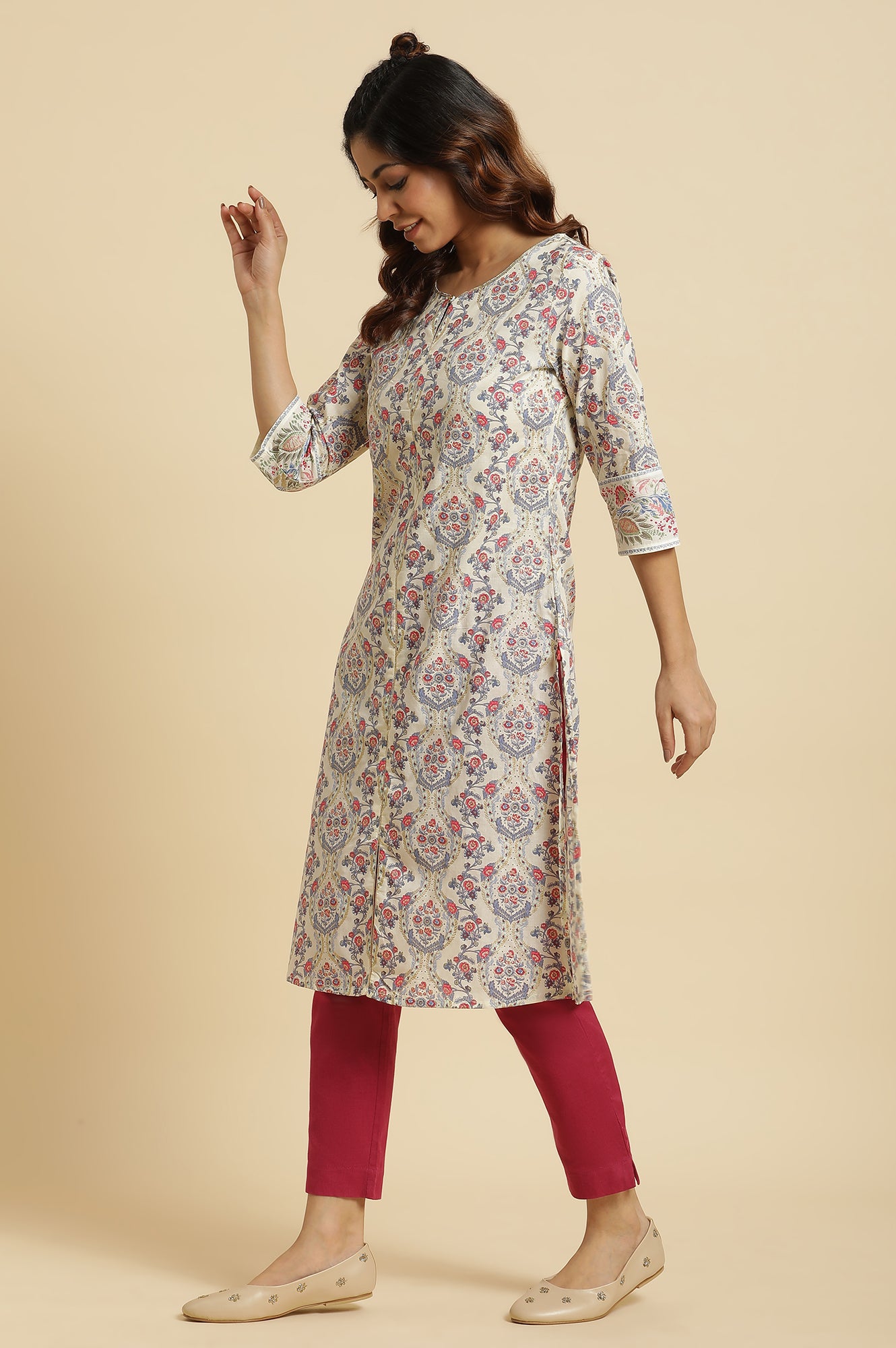 Ecru Cotton Kurta With Multi-Coloured Floral Print