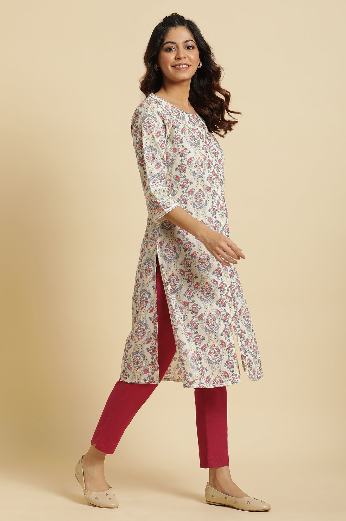 Ecru Cotton Kurta With Multi-Coloured Floral Print