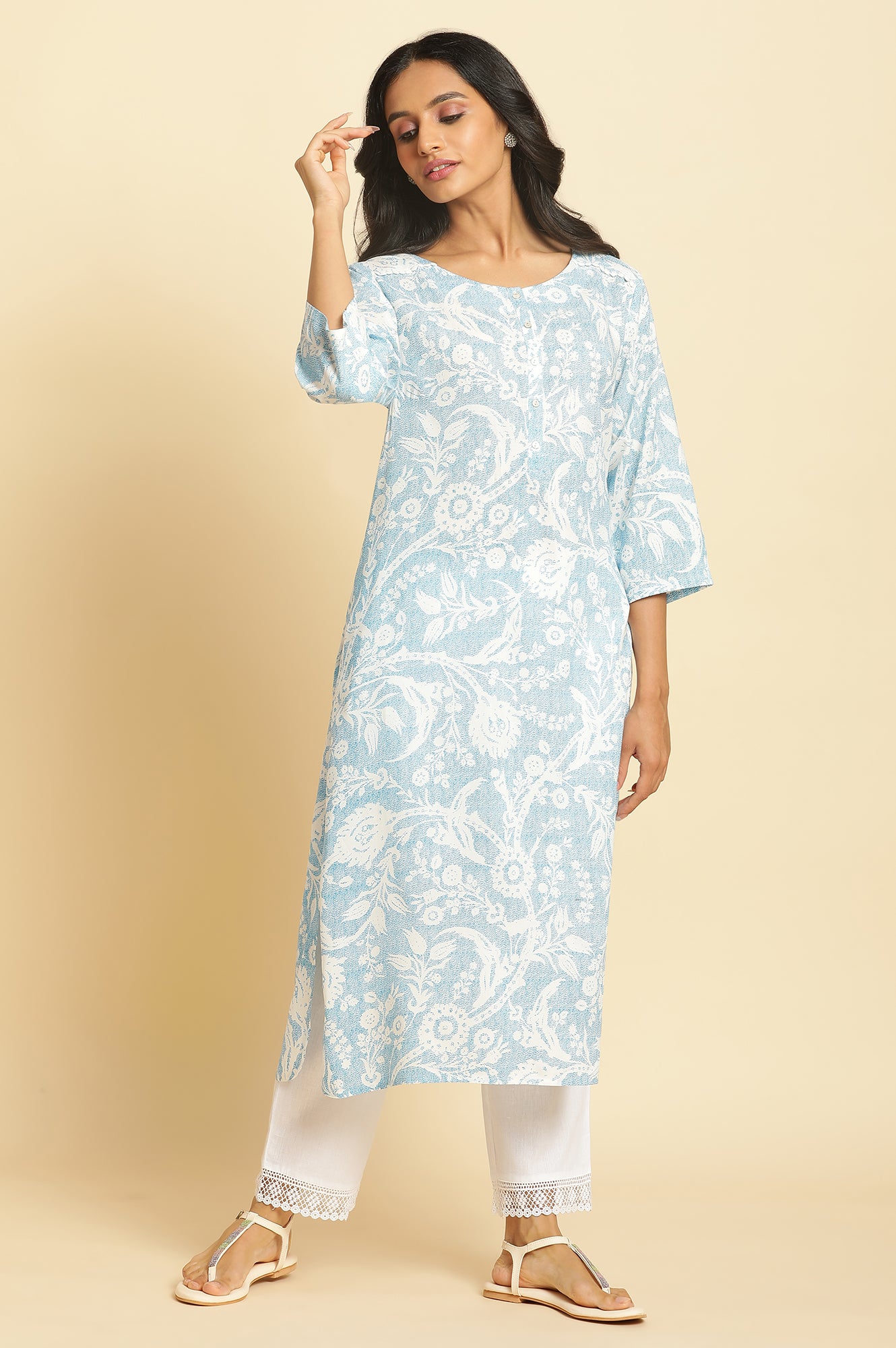 Blue Floral Printed Straight Kurta