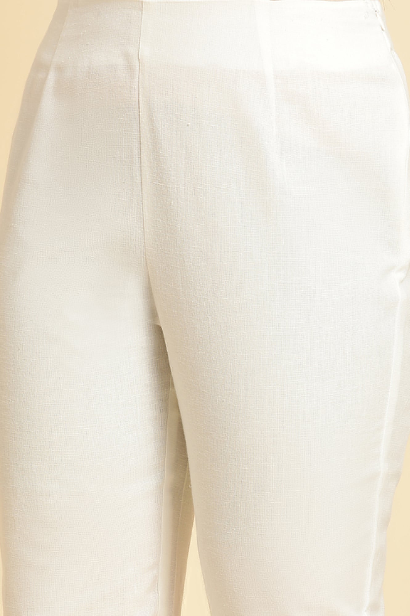 Ecru Solid Slim Pants With Kota Border