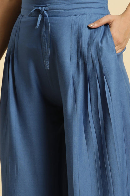 Blue Pleated Solid Parallel Pants - wforwoman