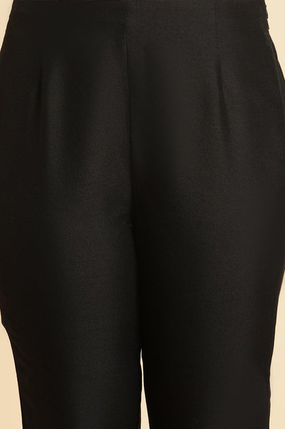 Black Silm Pants With Embroidered Border - wforwoman