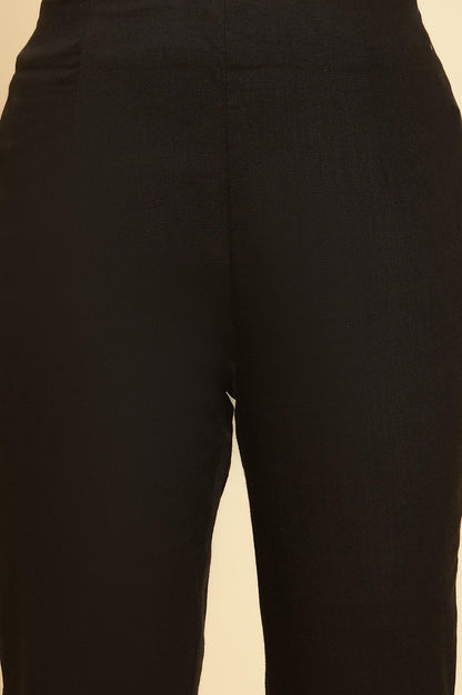 Black Solid Basic Slim Pants - wforwoman