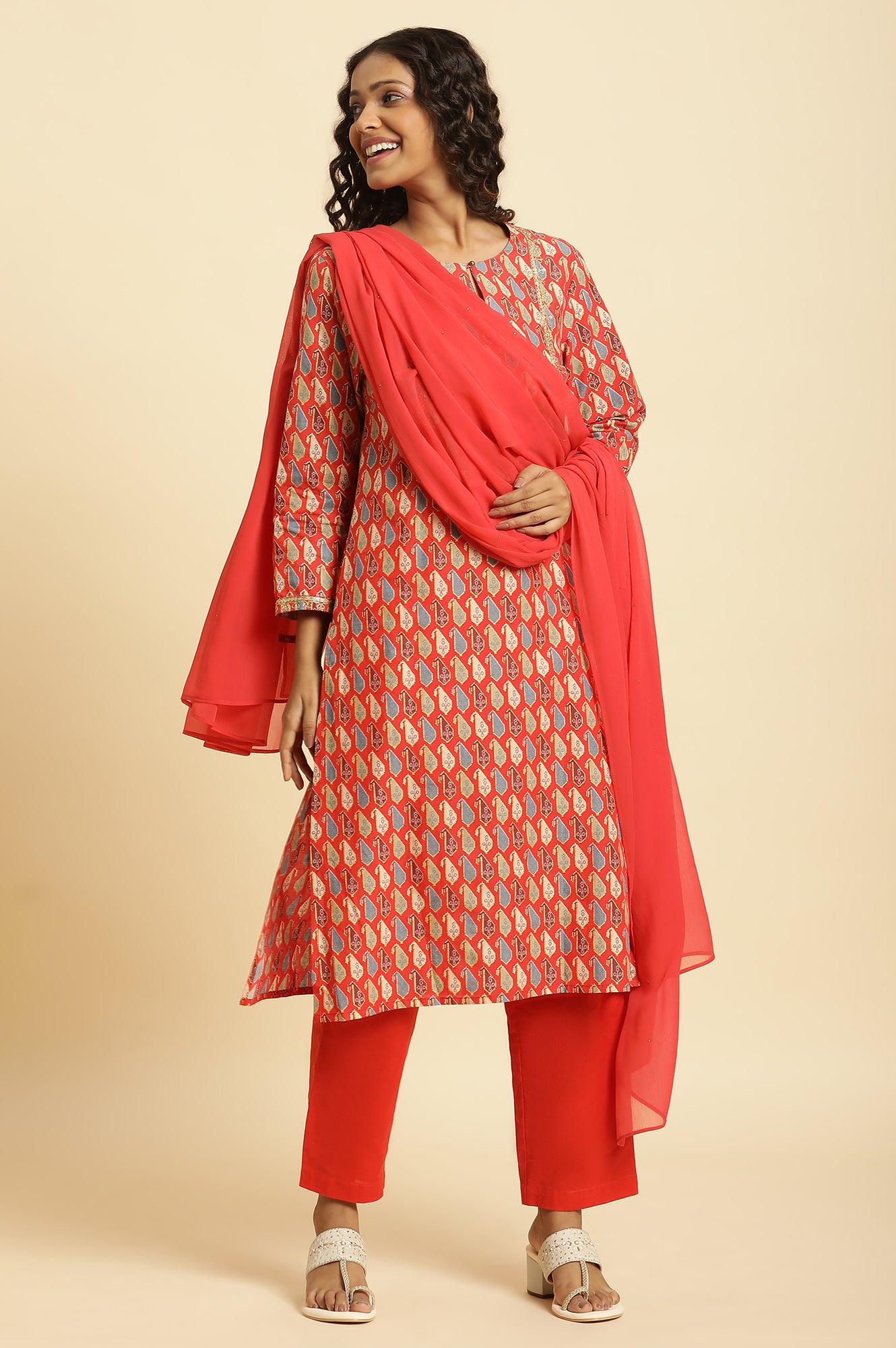 Red Chiffon Dupatta With Mukaish Detail