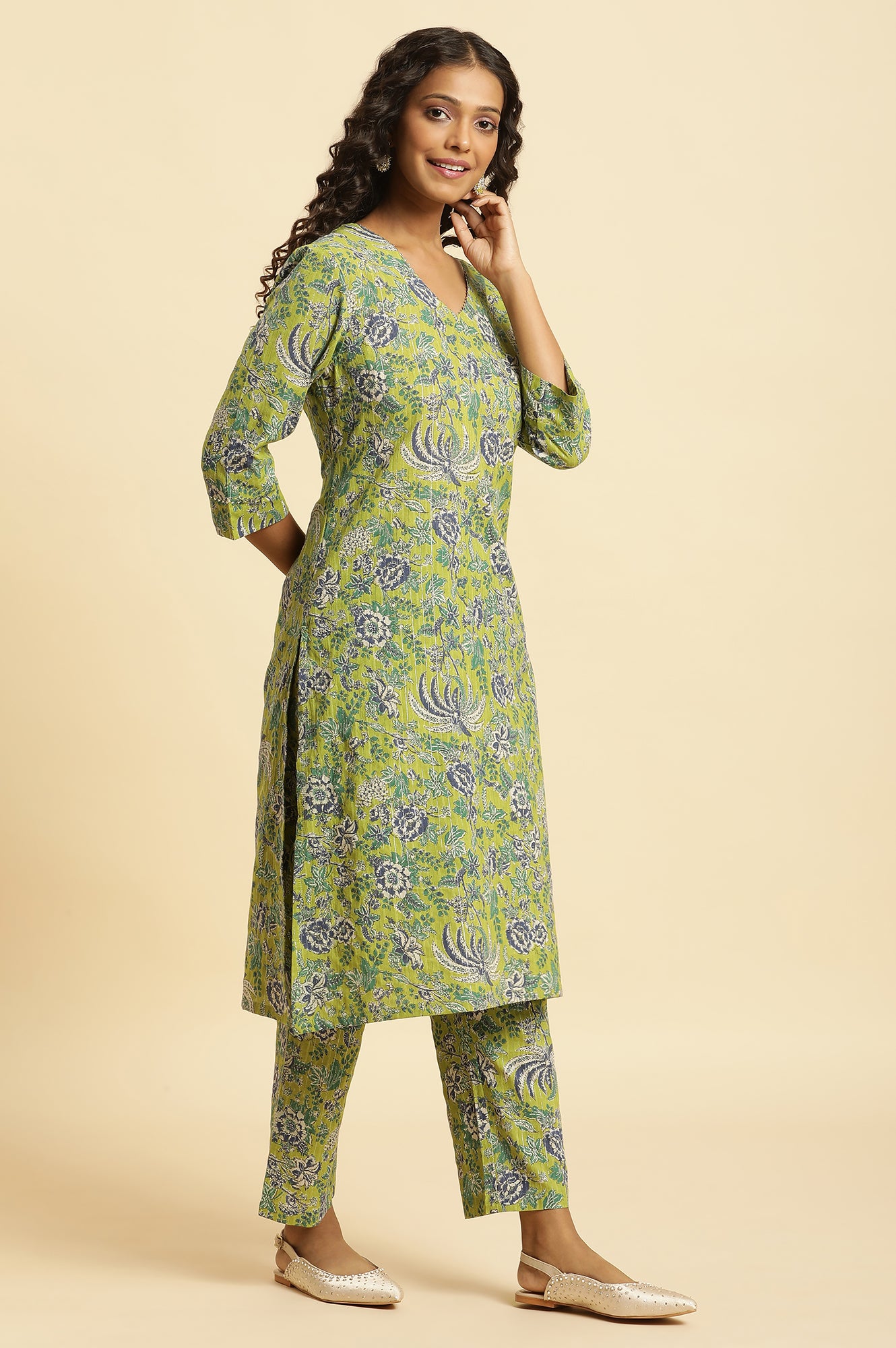 Light Green Floral Printed Kurta, Pants And Dupatta Set - wforwoman