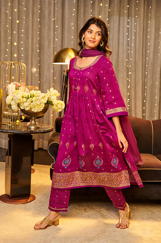 Purple Embellished Kurta, Pants And Dupatta Set