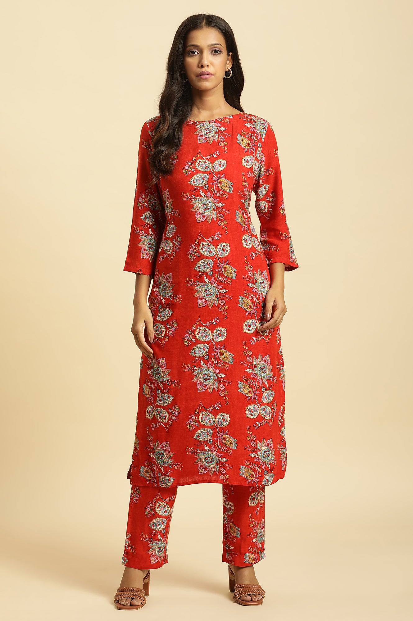 Red Floral Printed Straight Kurta And Straight Pants Co-Ord Set - wforwoman