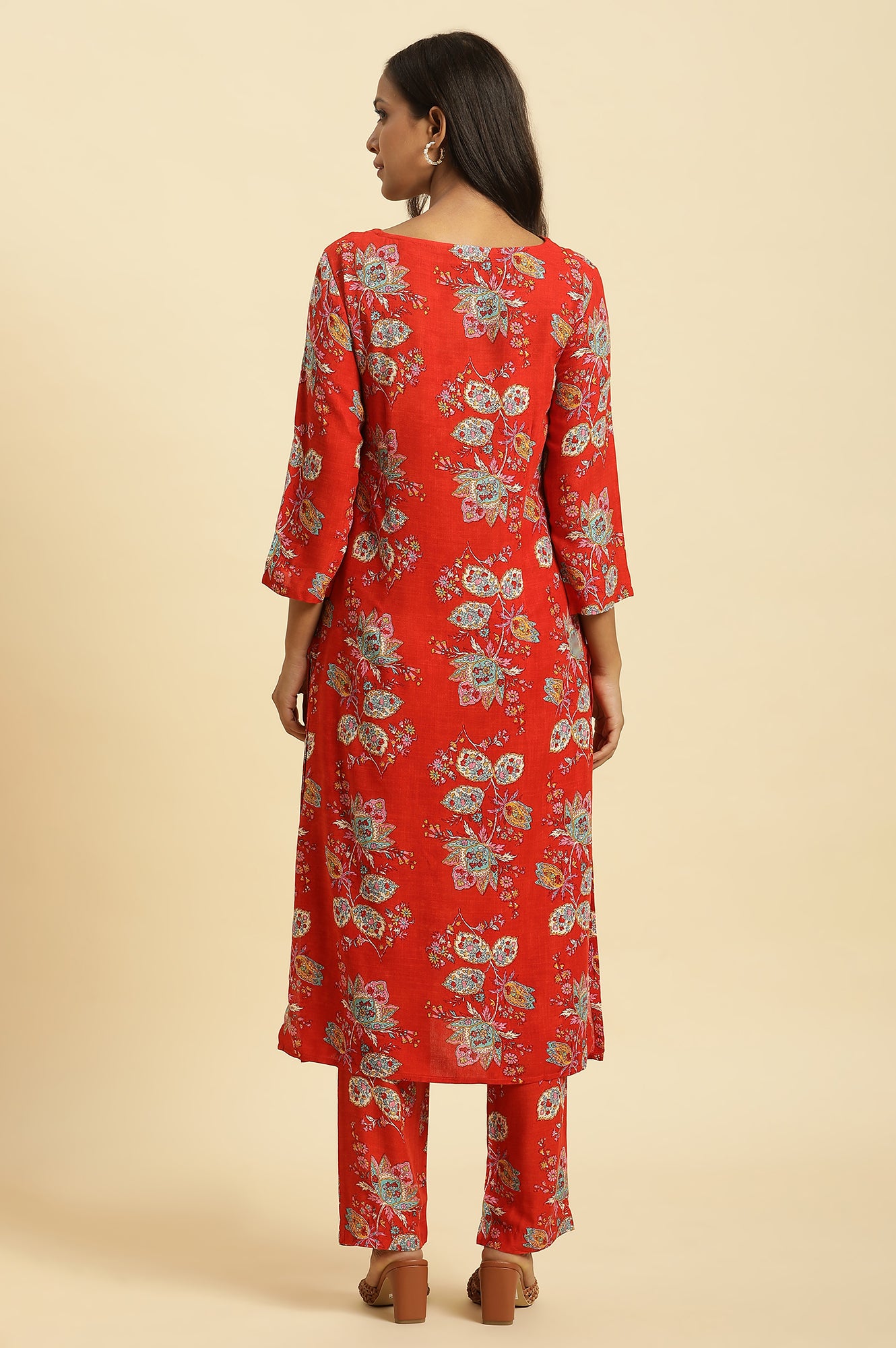 Red Floral Printed Straight Kurta And Straight Pants Co-Ord Set - wforwoman