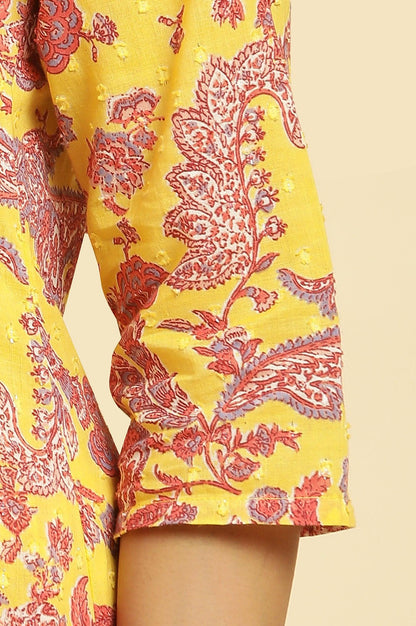 Yellow Floral Printed Cotton Kurta And Pants Co-Ord Set - wforwoman