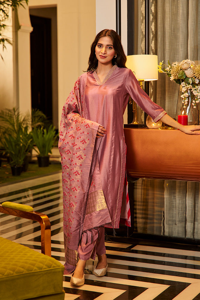 Orchid Pink Embellished Kurta, Pants And Jacquard Dupatta Set