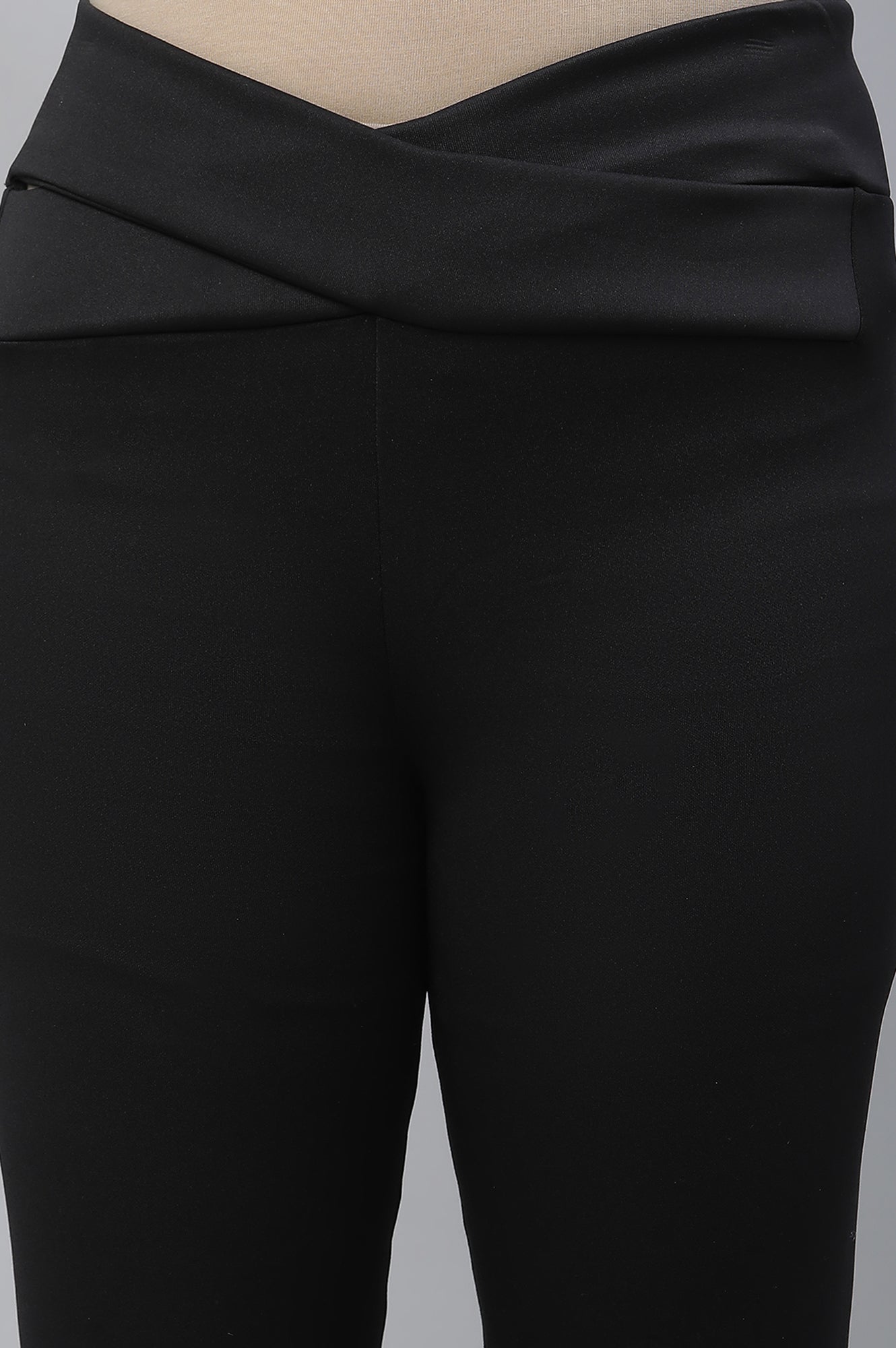 Black Solid Fashionable Yoga Tights