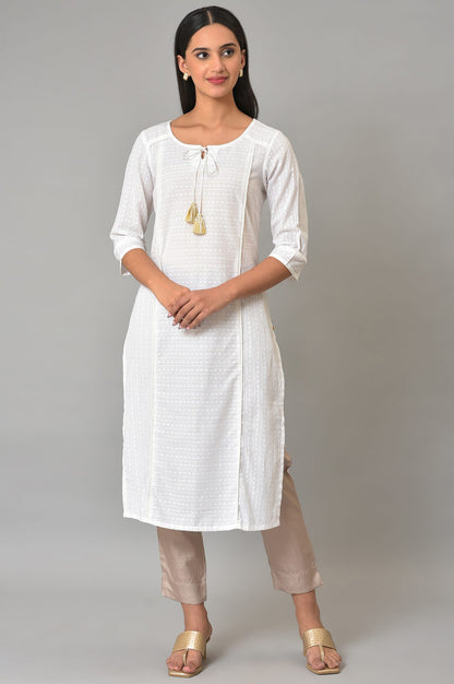 White Panelled Round Neck kurta