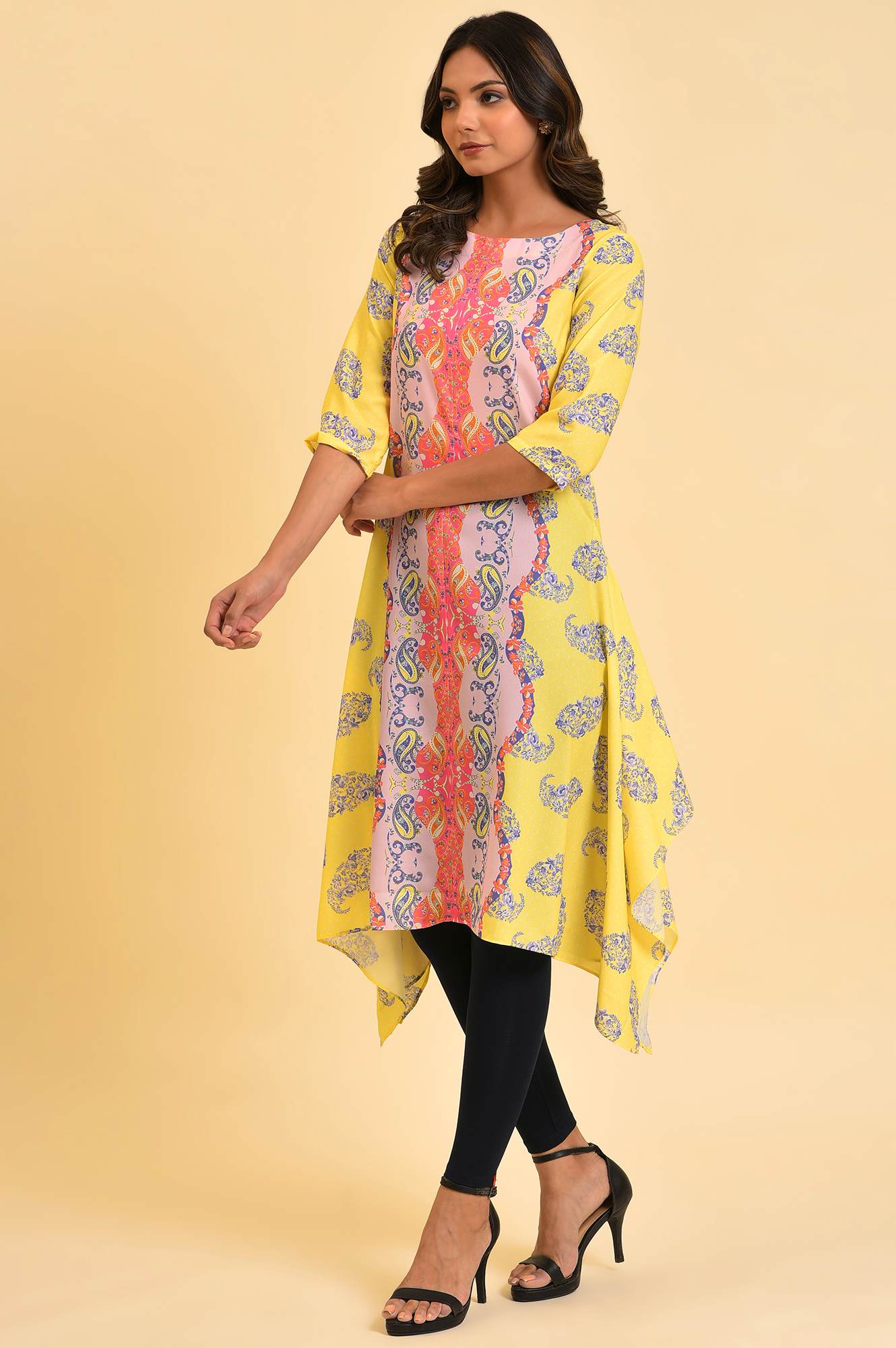 Yellow Centre Placement Asymmetrical kurta