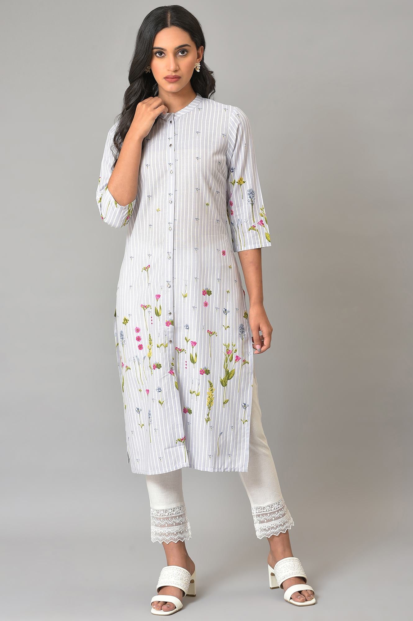 Blue Floral Printed Straight kurta