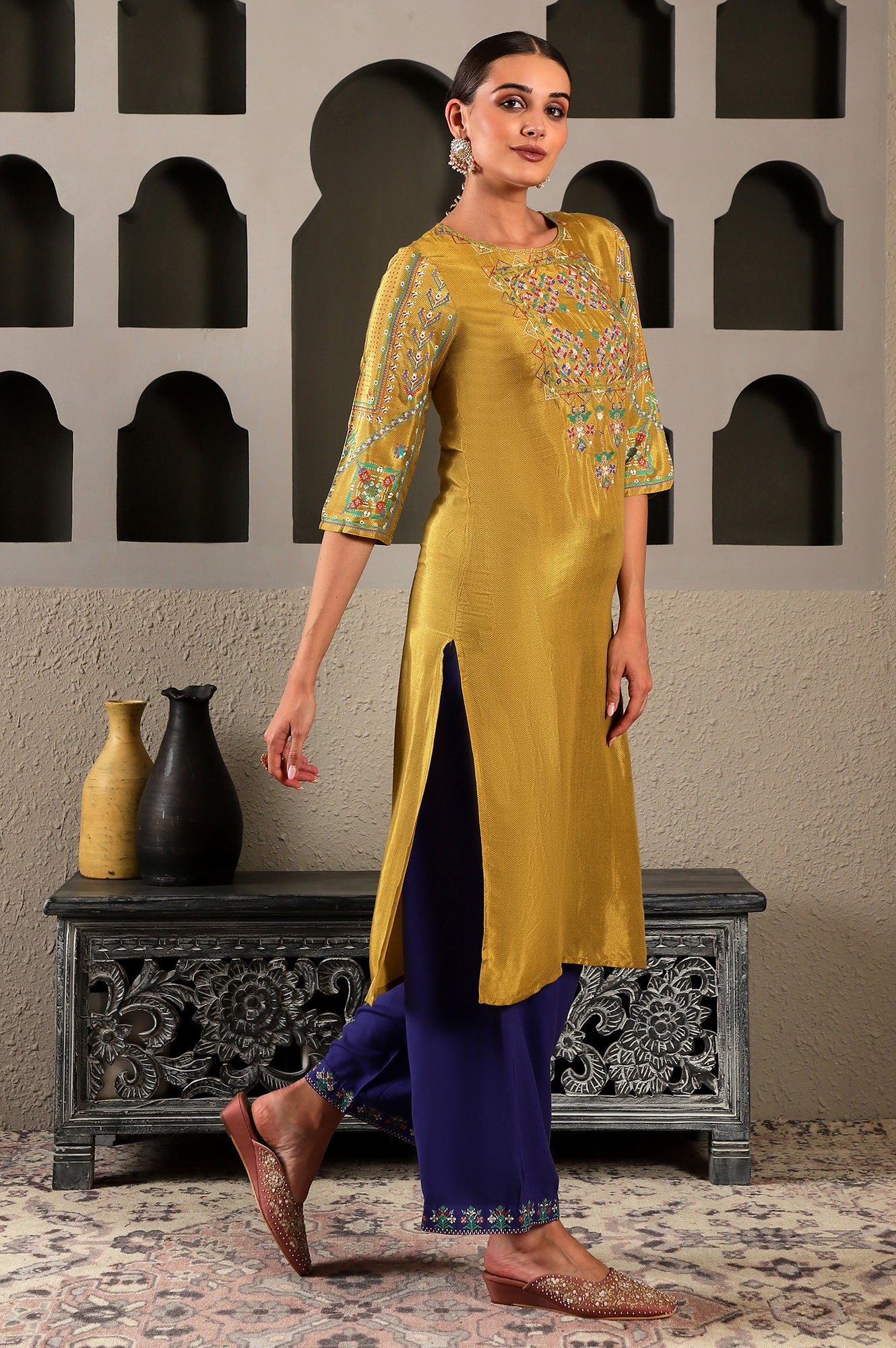 Yellow Geometric Printed Shantung Straight Kurta with Embroidered Yoke