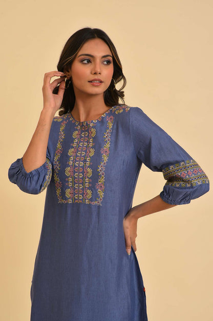 Blue Embroidered Straight kurta