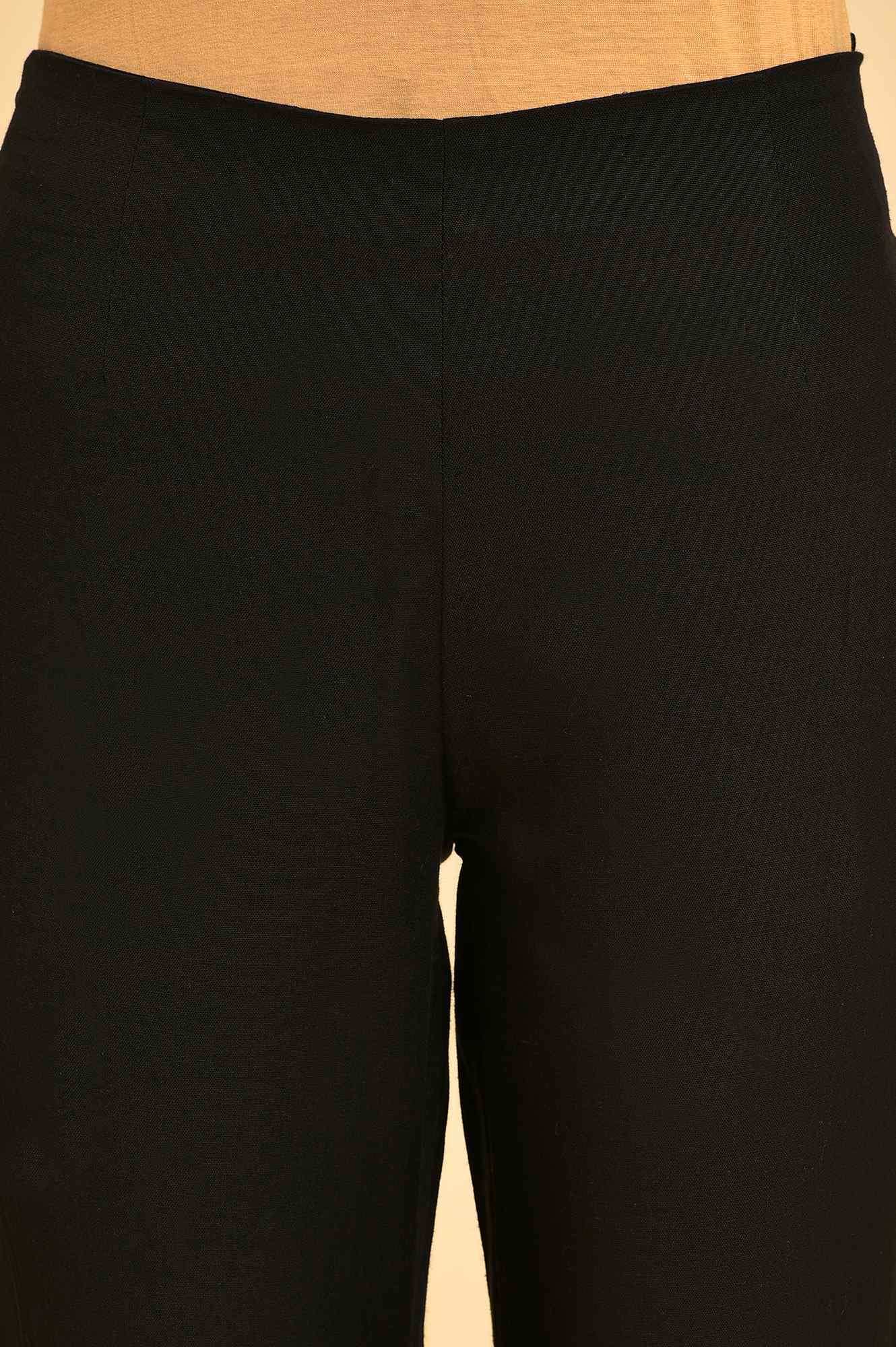 Black Solid Slim Pants