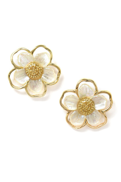 White &amp; Gold Pearl Petal Casual Stud Earrings