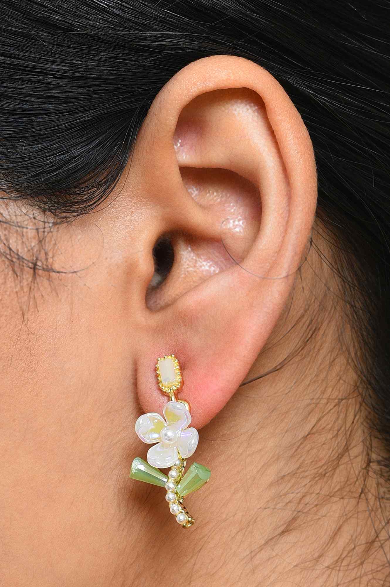 White Handcrafted Casual Drop Earrings