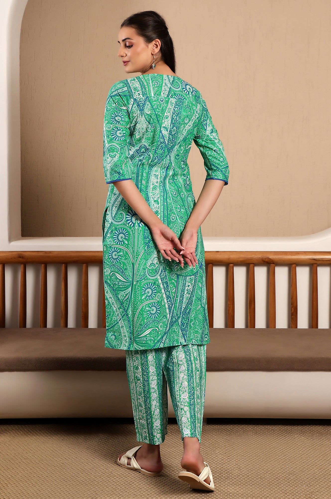 Green Paisley Print Play Pure Cotton Straight Kurta and Straight Pants Co-ord Set